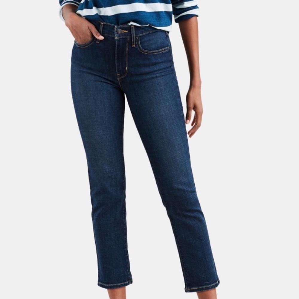 New Levi’s 724 High Rise Straight Size 0 /W25